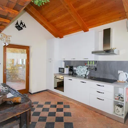 Apartment Residenza Castellum Stazzona